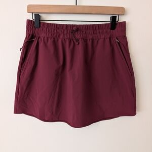 Athleta Womens Small Burgundy Athletic Skirt Activewear Athleisure Golf Tennis